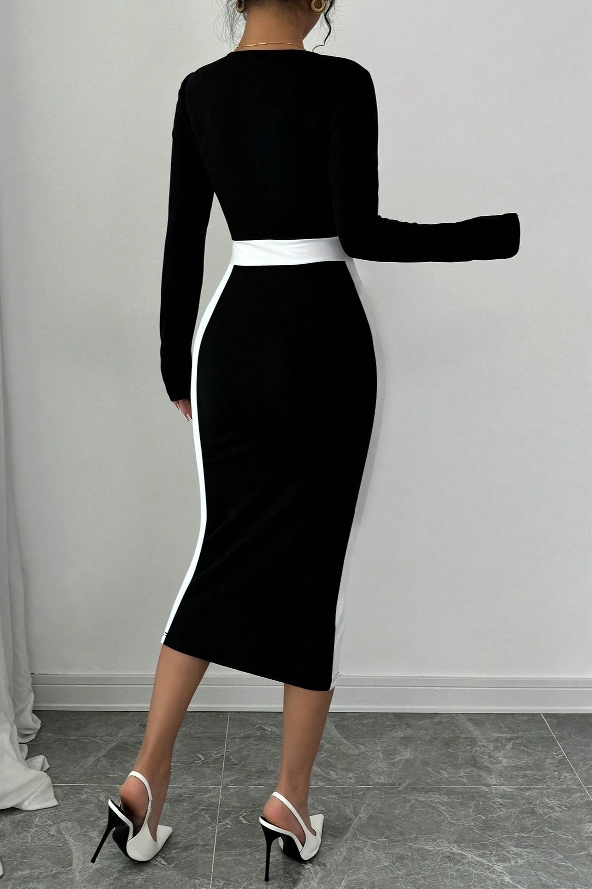 Color Block Panel Bodycon Cocktail Mini Dress - View 3