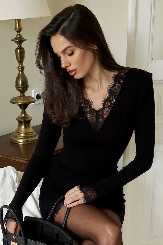 Deep V-Neck Lace Bodycon Dress