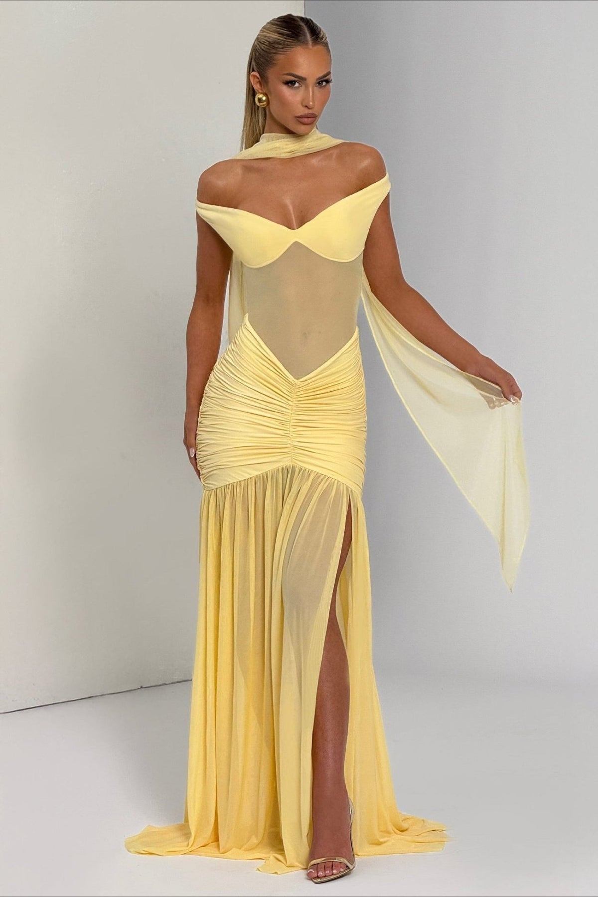 Off Shoulder Ruched Backless Mermaid Maxi Prom Dress - View 8