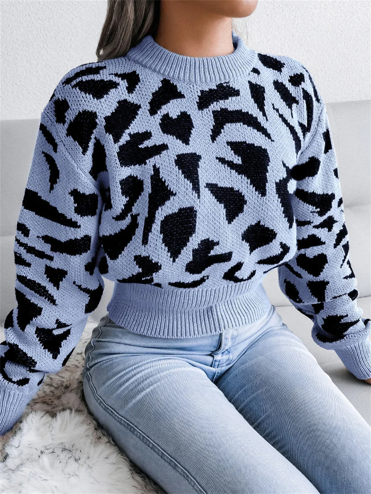 Leopard Pattern Waist Collection Round Neck Sweater Blue / S