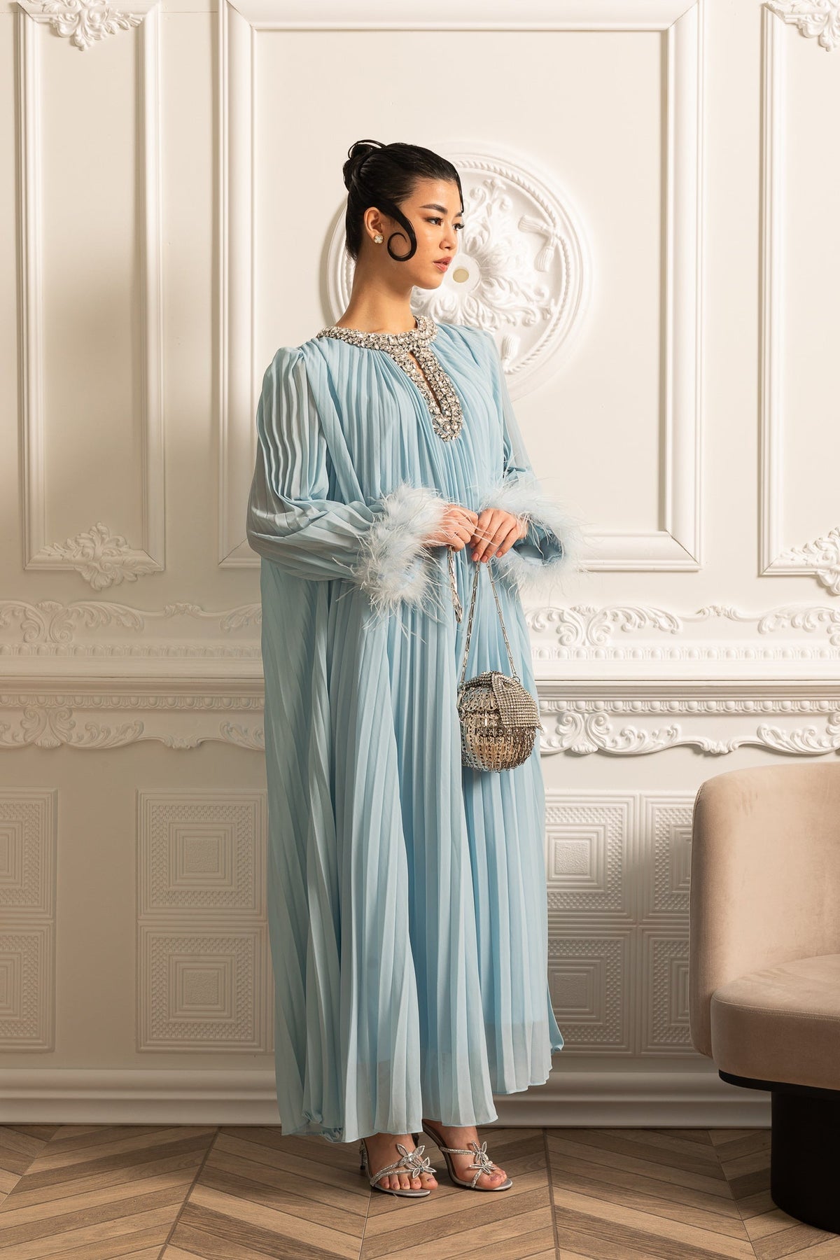 Rhinestone Keyhole Neck Pleated Feather Trim Maxi Gown - View 11