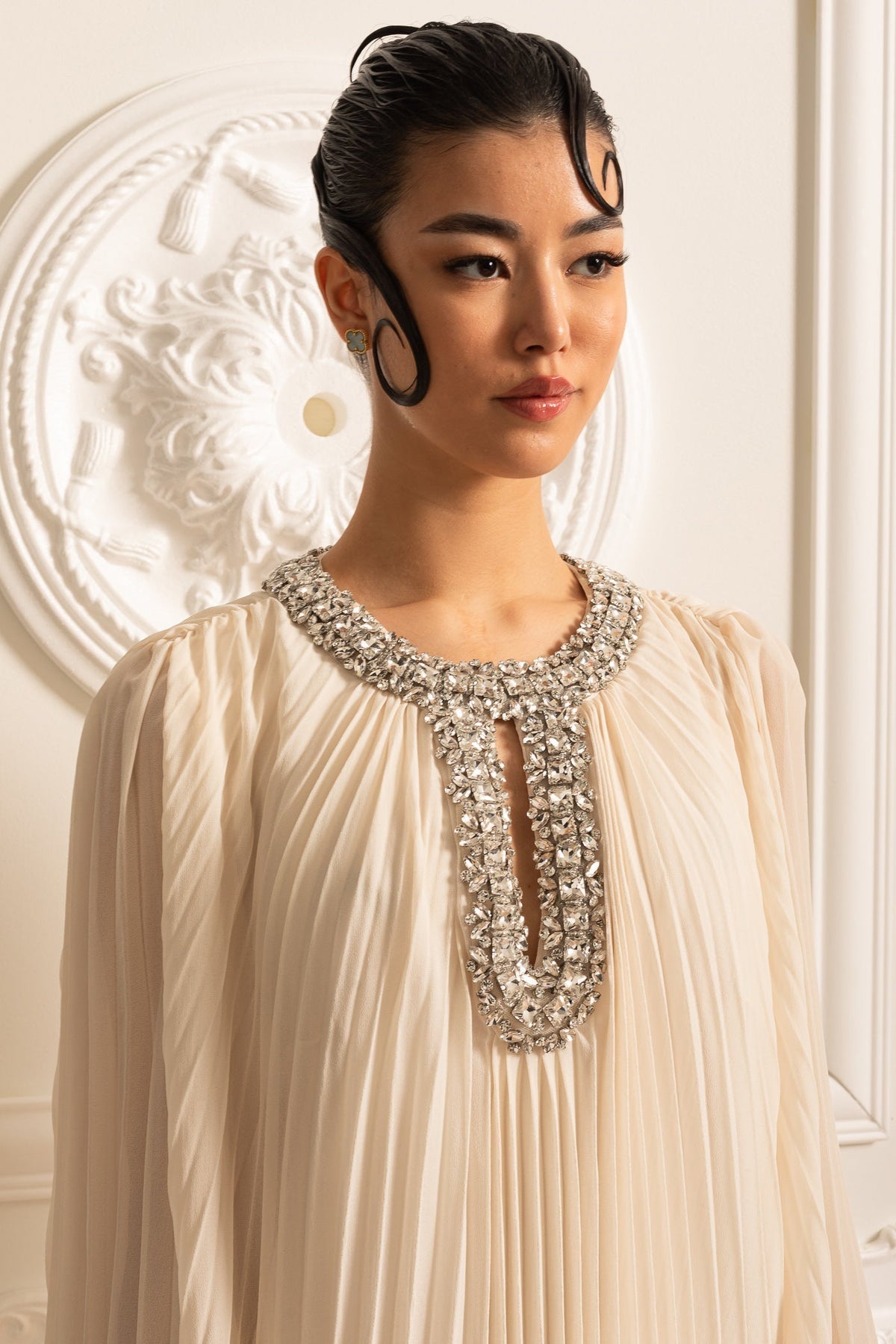 Feather Cuff Pleated Bishop Sleeve Keyhole Rhinestone Maxi Gown - View 7