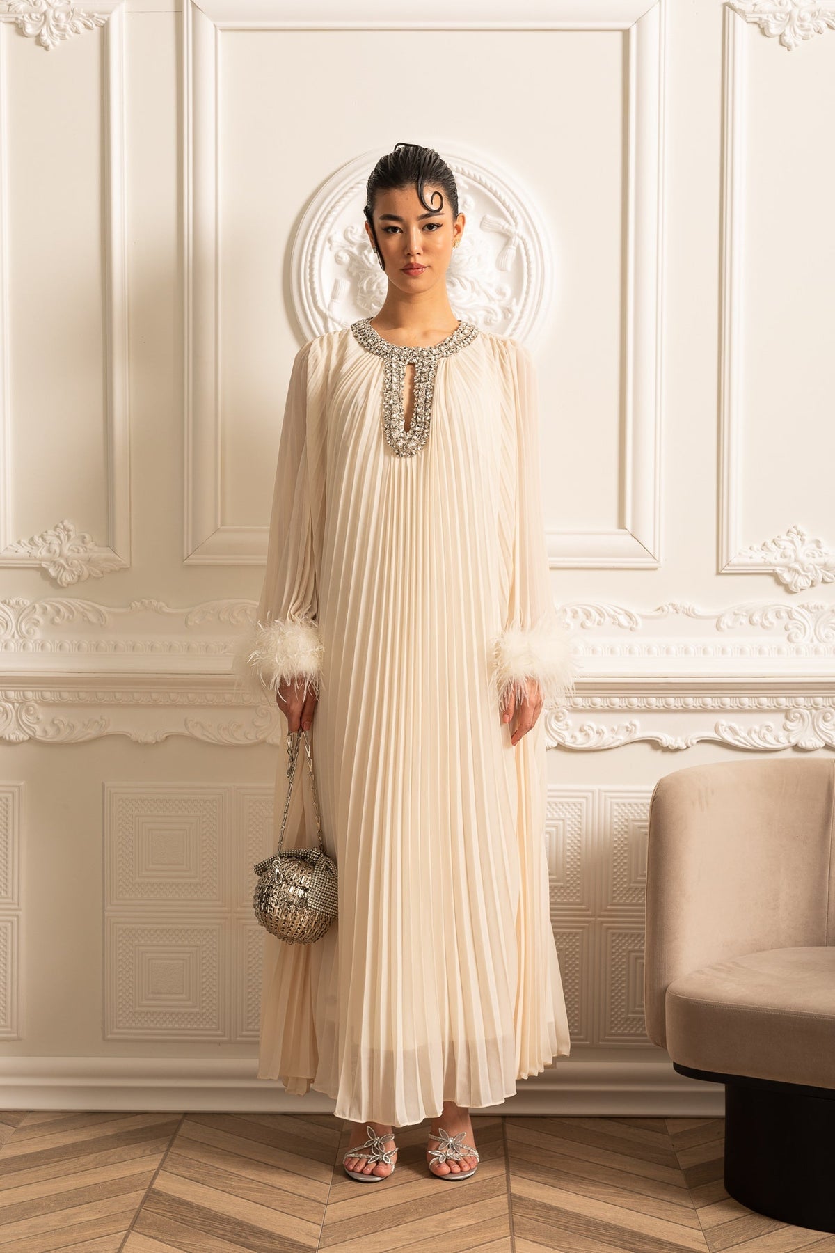 Feather Cuff Pleated Bishop Sleeve Keyhole Rhinestone Maxi Gown - View 10