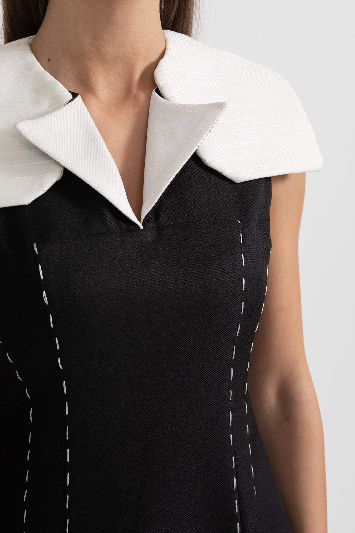Oversized Collar Contrast Stitch Panel Sleeveless Midi Dress - View 7