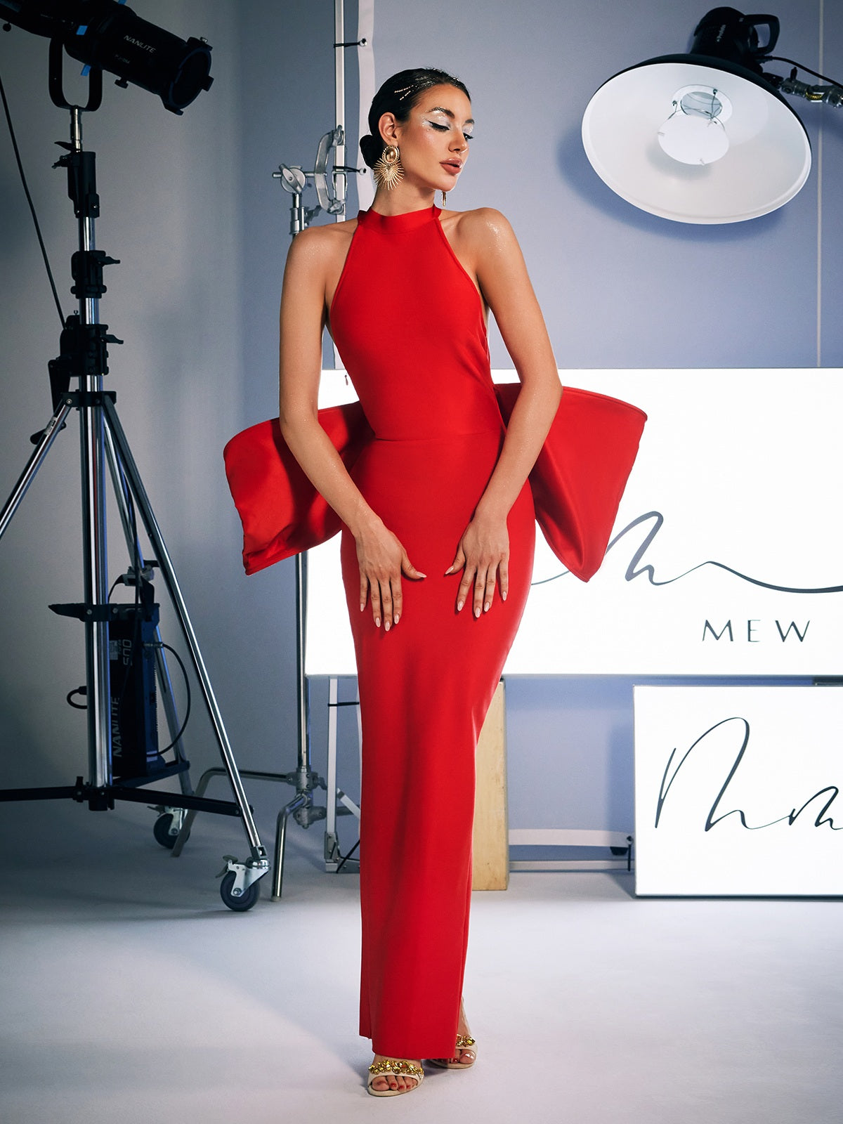 Halter Neck Backless Statement Bow Back Bandage Gown - View 2