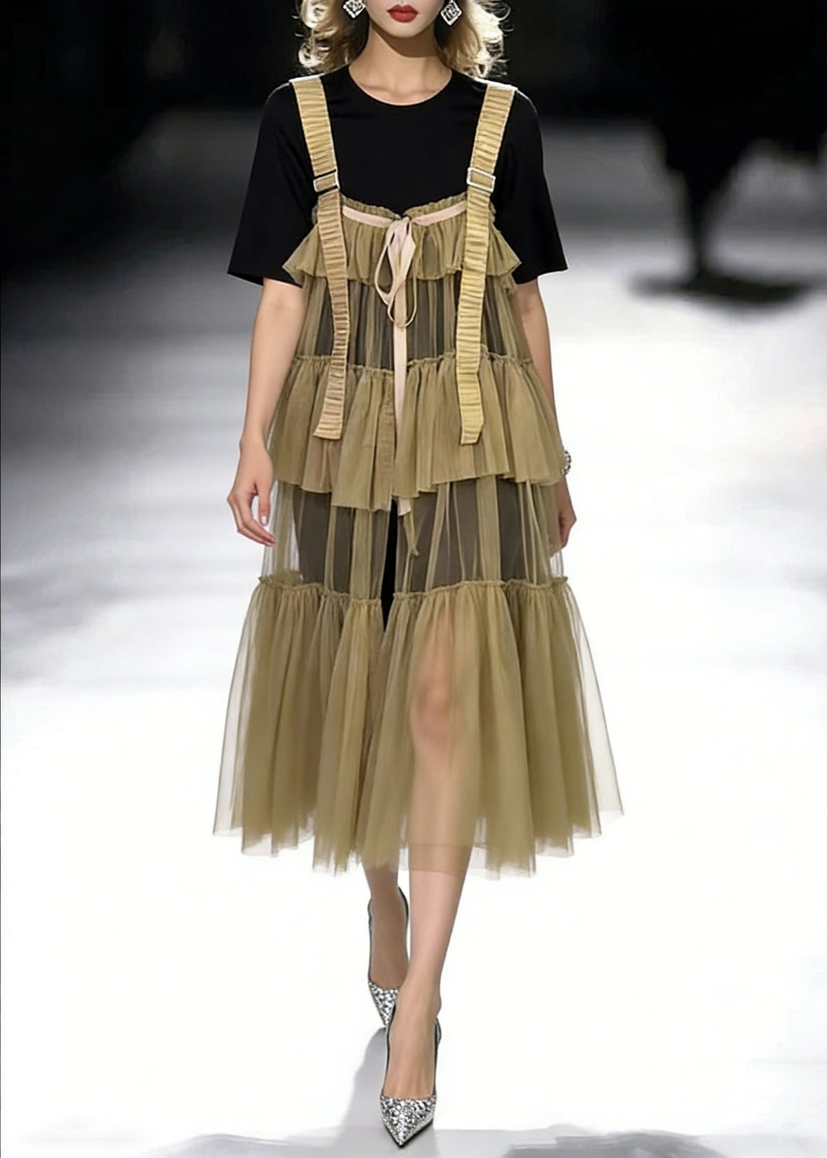 Crew Neck Short Sleeve T-Shirt Tiered Tulle Buckle Strap Set - View 3
