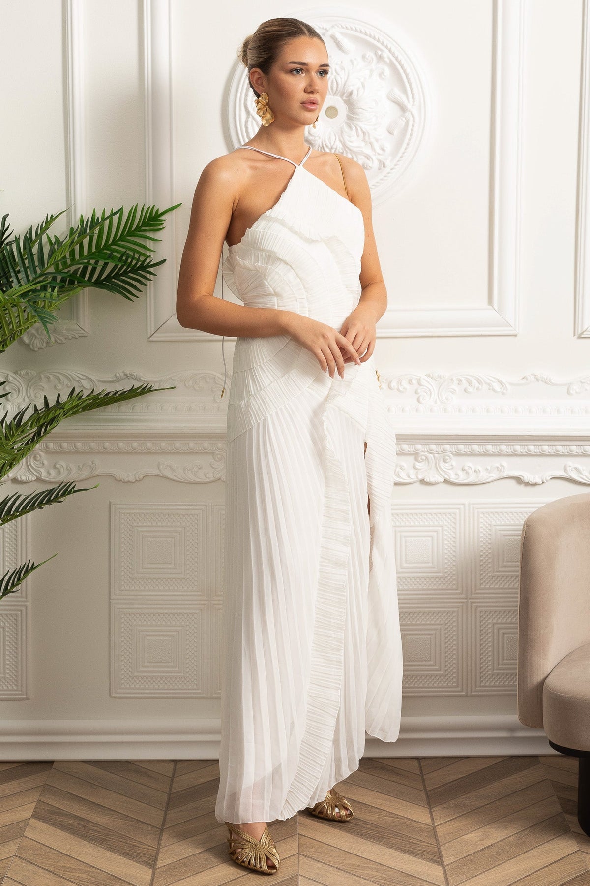 Pleated Halter Midi Dress With Cascading Ruffle Details - White - View 10
