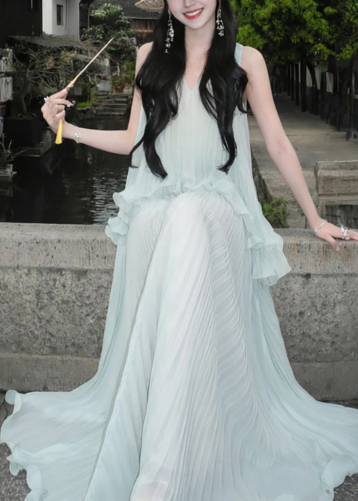 V-Neck Sleeveless Ruffle Pleated Chiffon Maxi Dress - View 5