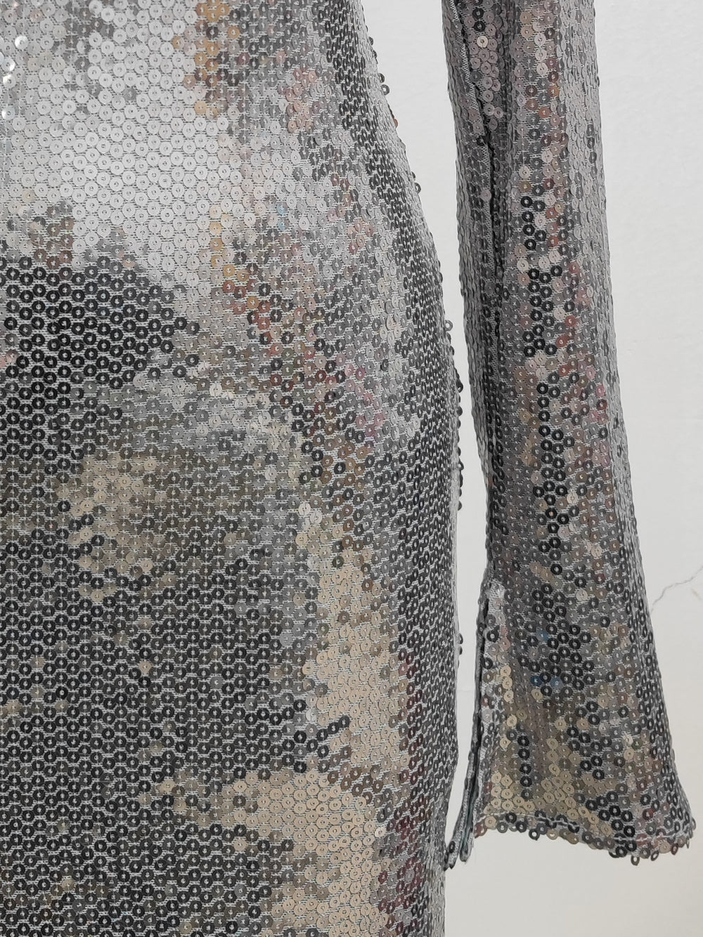 Sequin Deep V-Neck Long Sleeve Bodycon Mini Dress - View 16