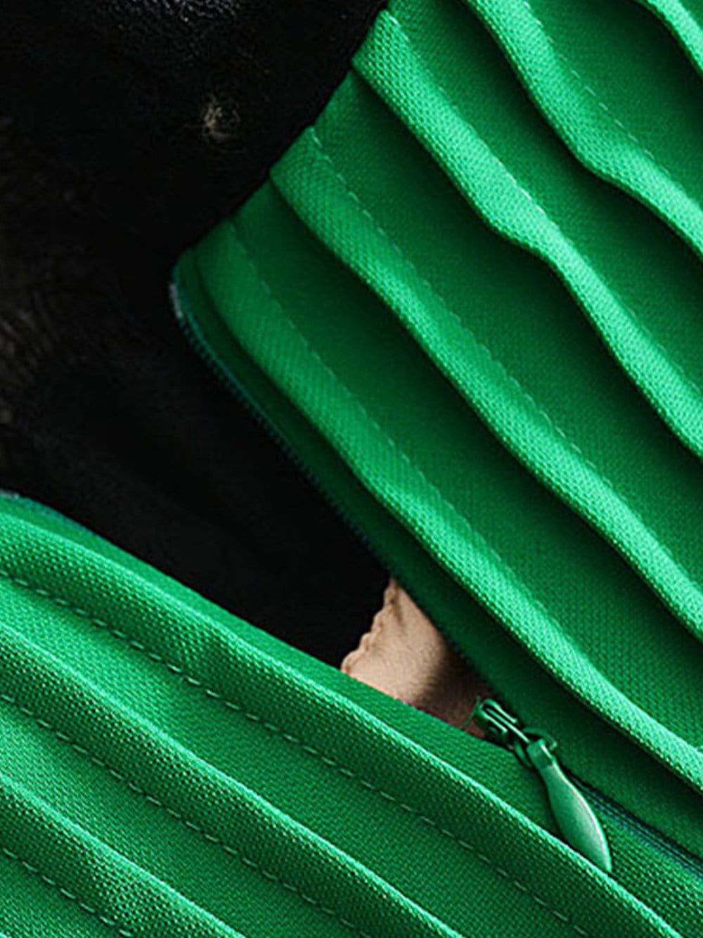 Lace & Velvet Pleated Crêpe Mini Dress in Green - View 10