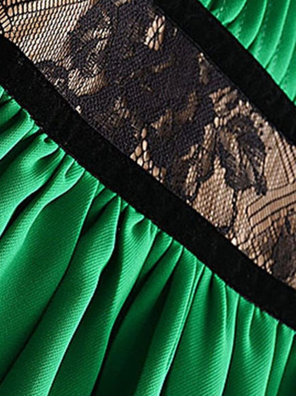 Lace & Velvet Pleated Crêpe Mini Dress in Green - View 3