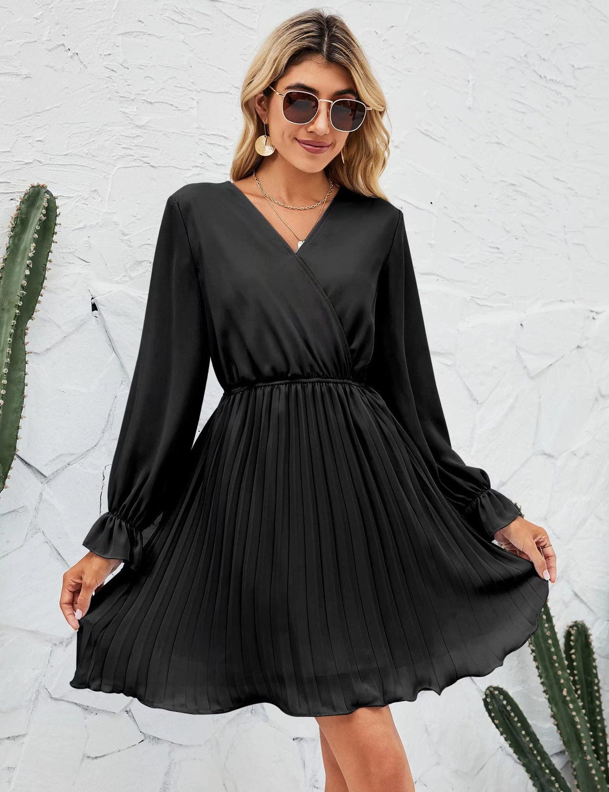 Wrap V-Neck Long Sleeve Pleated Fit and Flare Mini Dress - View 3
