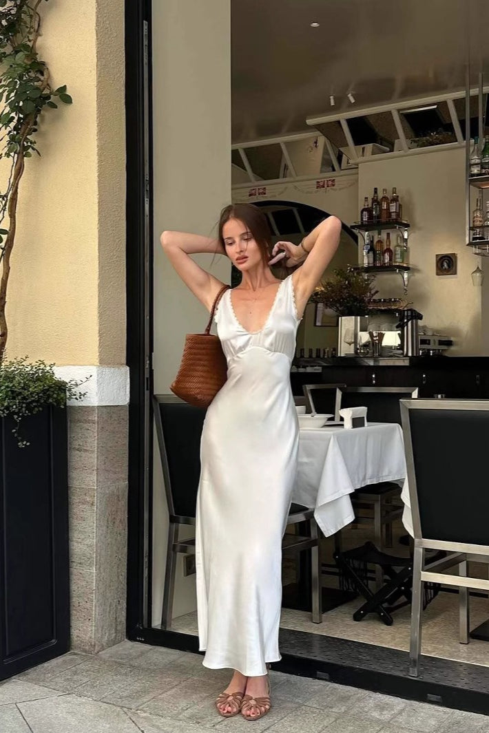Lace Cutout White Halter V-Neck Mermaid Silk Dress - View 3