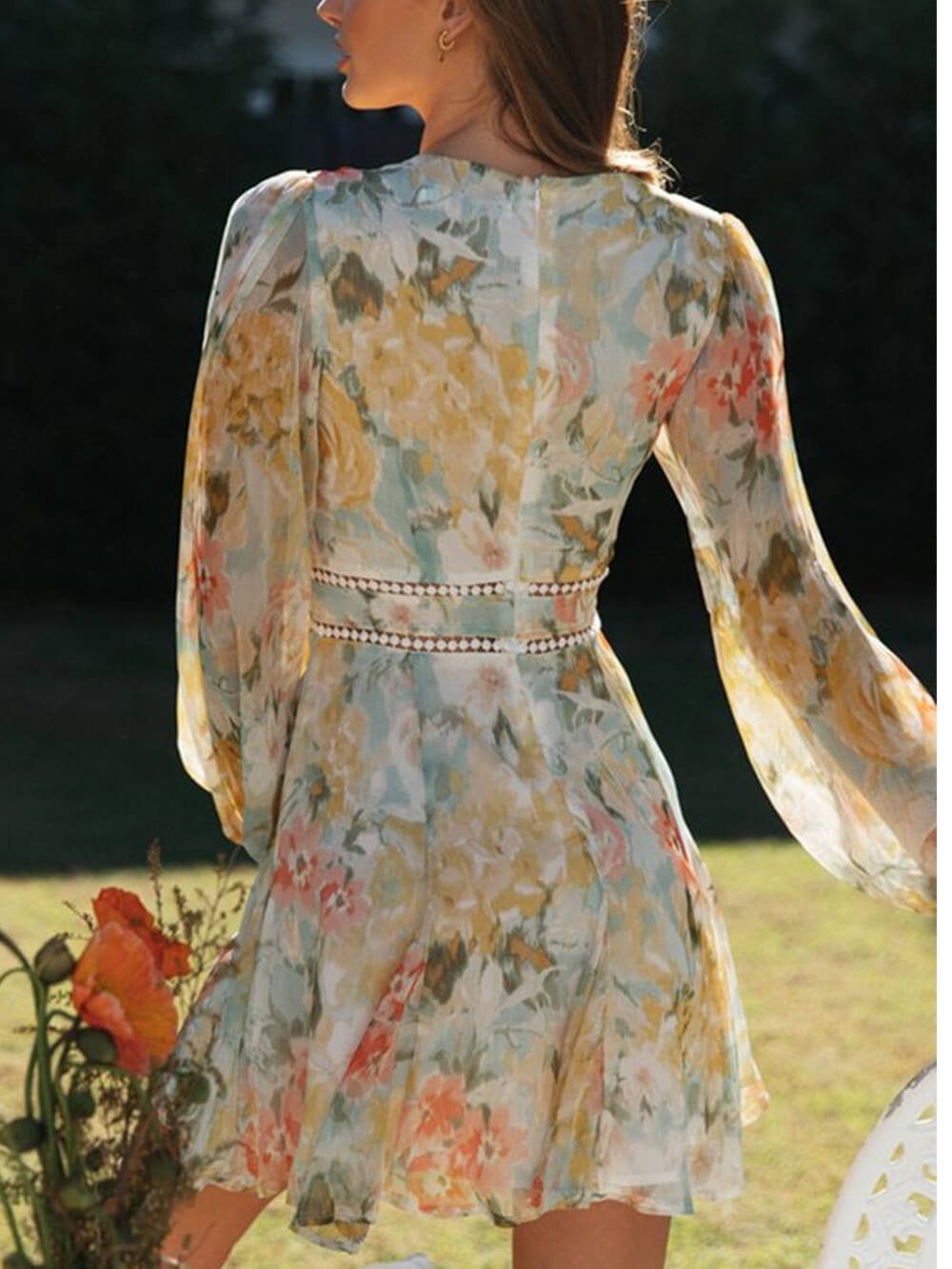 V Neck Puff Sleeve Lace Mini Dress - View 2