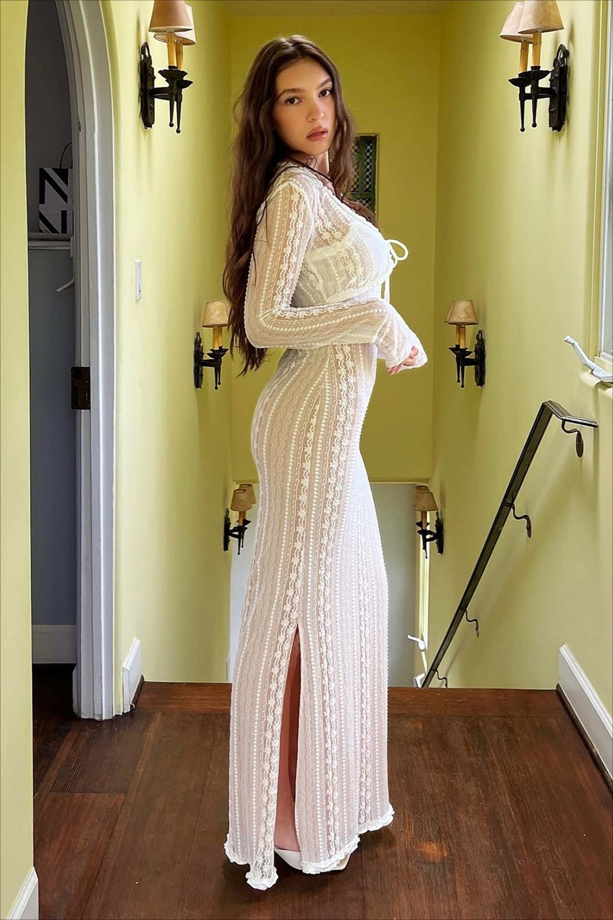 V Neck Long Sleeve Split Lace Dress - View 4