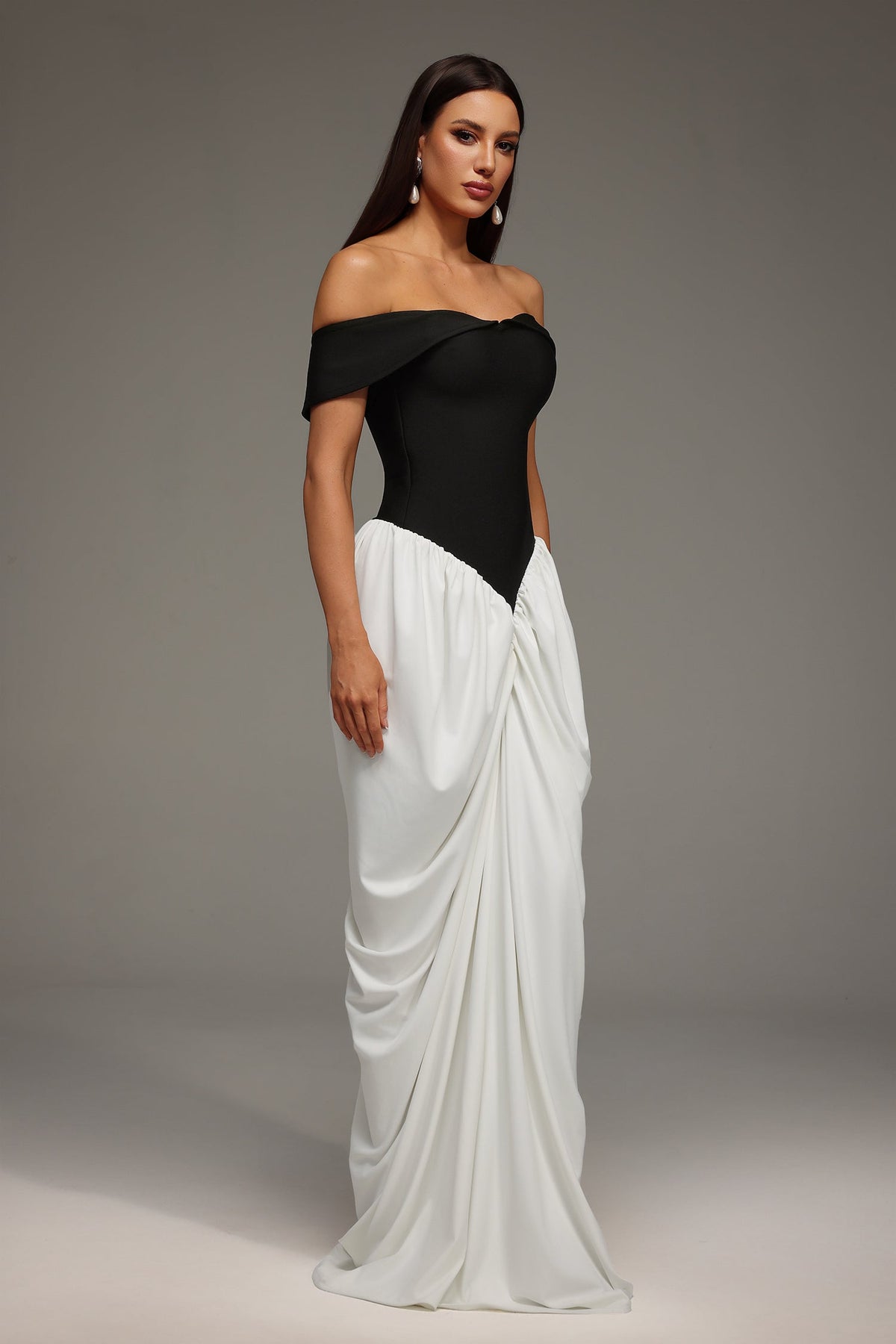 Off Shoulder Sweetheart Color Block Draped Gathered Maxi Gown - View 5