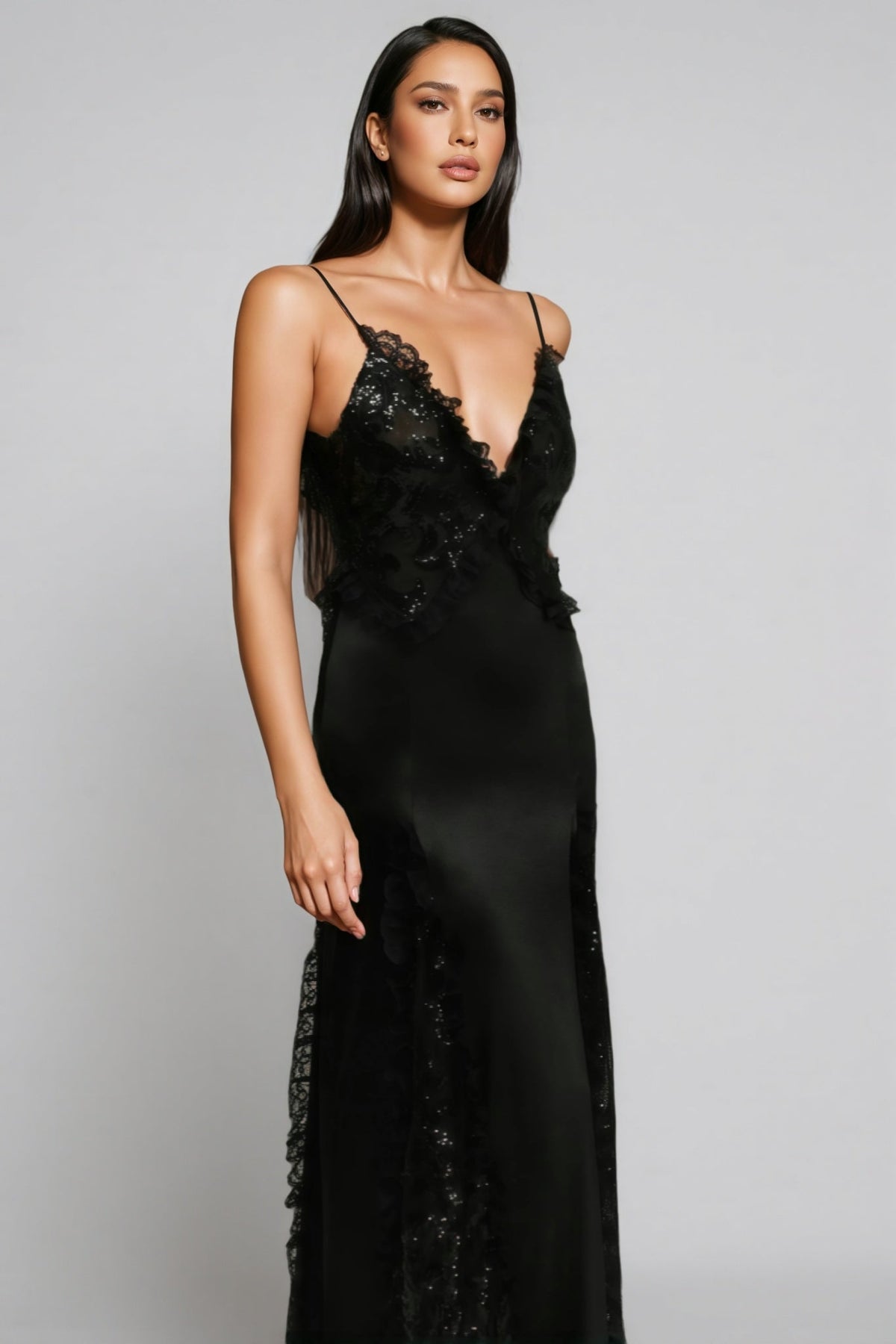 Vali Sleeveless V Neck Lace Maxi Dress - View 4