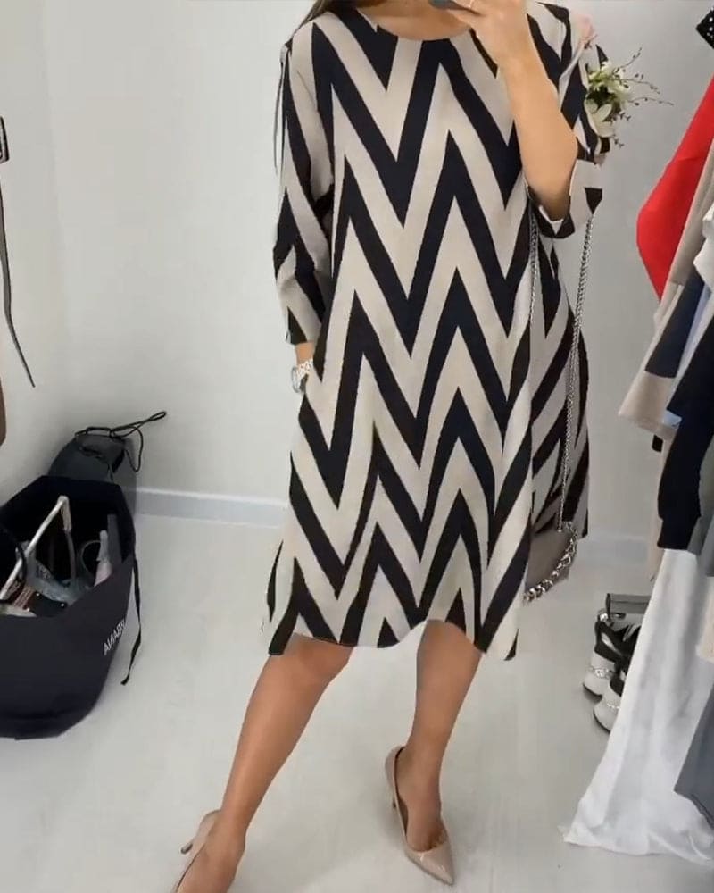 Chevron Print Crew Neck Elbow Sleeve Shift Mini Dress - View 2