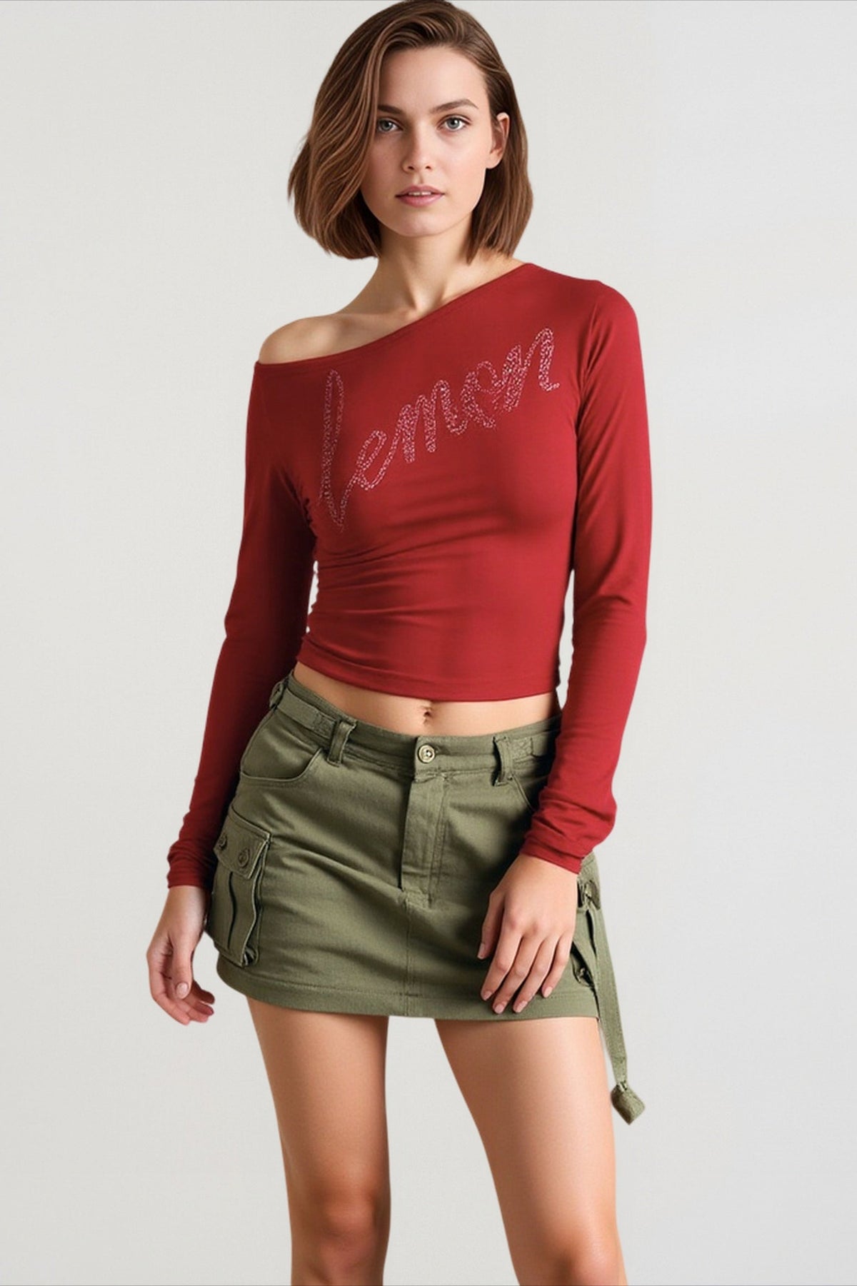 One Shoulder Long Sleeve Rhinestone Graphic Crop Top