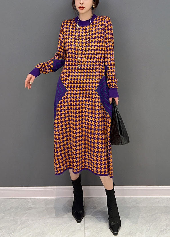 Houndstooth Mock Neck Long Sleeve Side Panel Knit Midi Dress - View 2