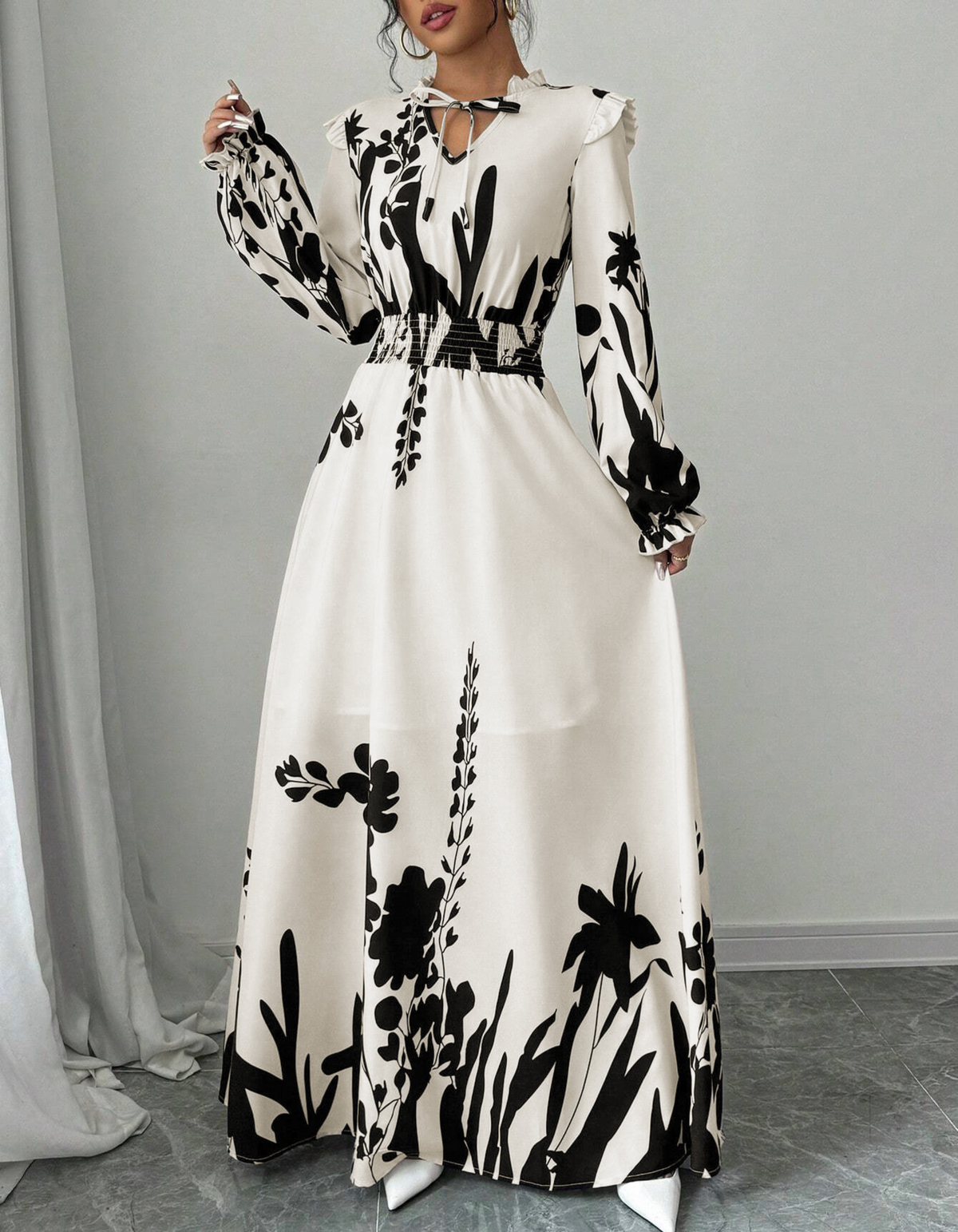 Ditsy Floral Keyhole Long Sleeve Smocked Waist Maxi Dress 2