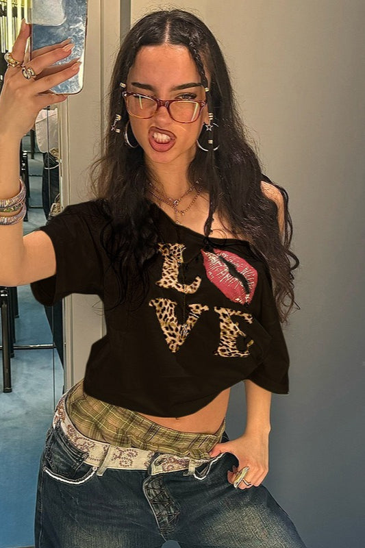 One Shoulder Leopard Print Graphic Cropped Top 5