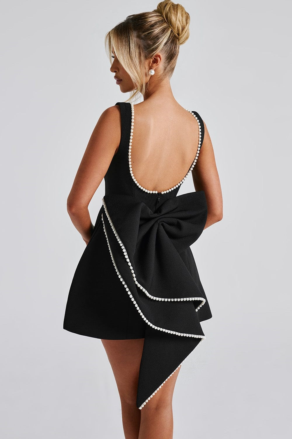 Cecila Bowknot Pearl Backless Mini Dress in White - View 6