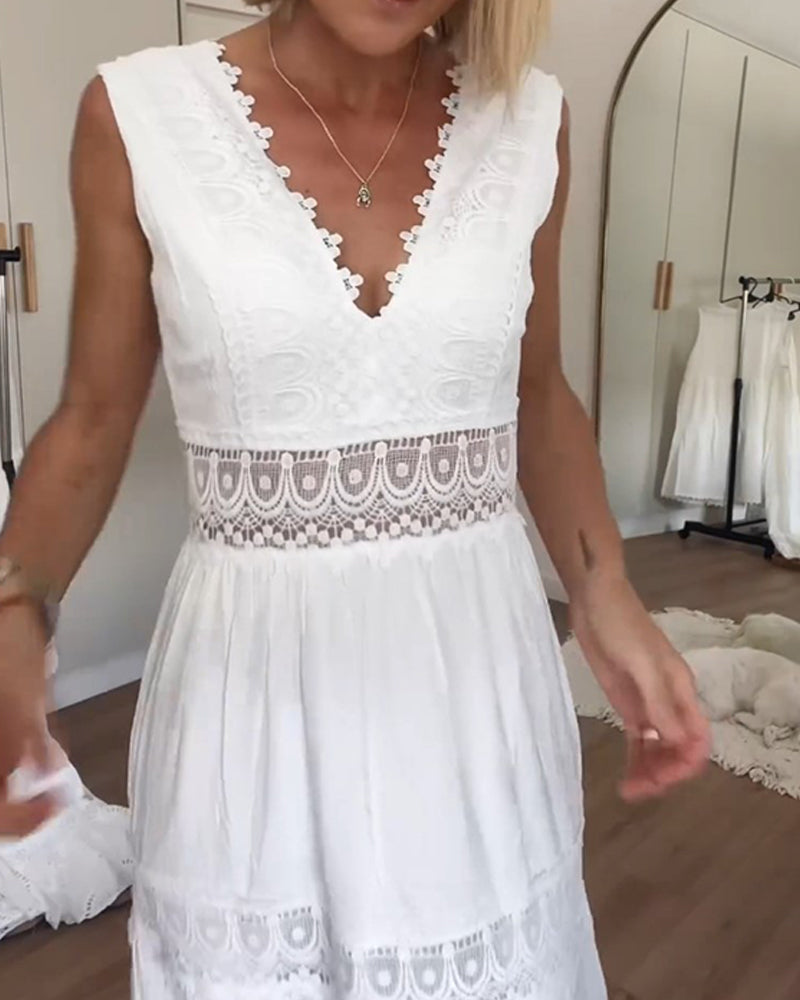 Lace Trim V-Neck Sleeveless Lace Waist Tiered Ruffle Midi Dress - View 3