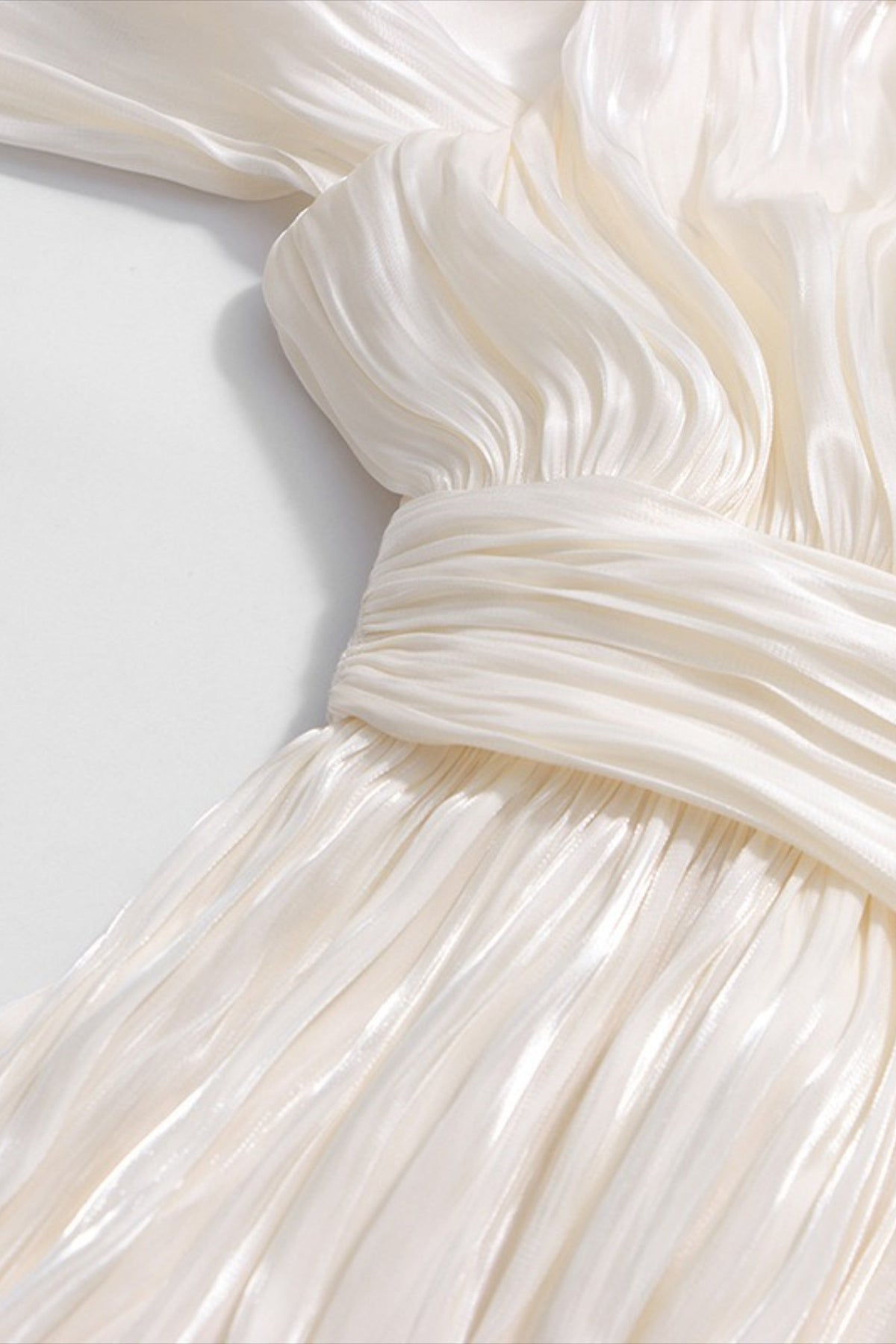 High Neck Cold Shoulder Balloon Sleeve Pleated High Low Maxi Dress 5