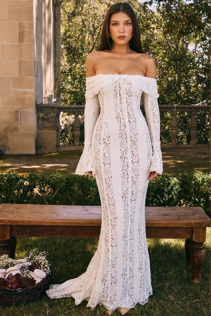 Georgetta | Lace Maxi Dress - View 3