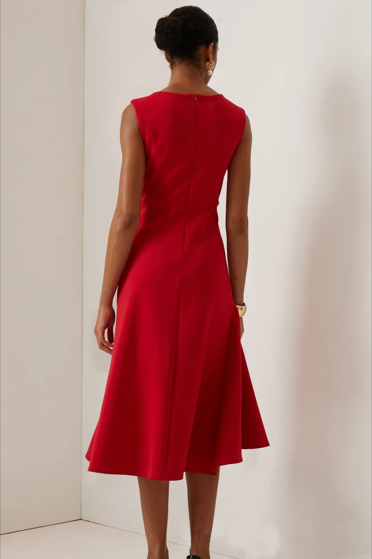 Sleeveless Round Neck Side Knot Ruffle Cascade Midi Cocktail Dress - View 2