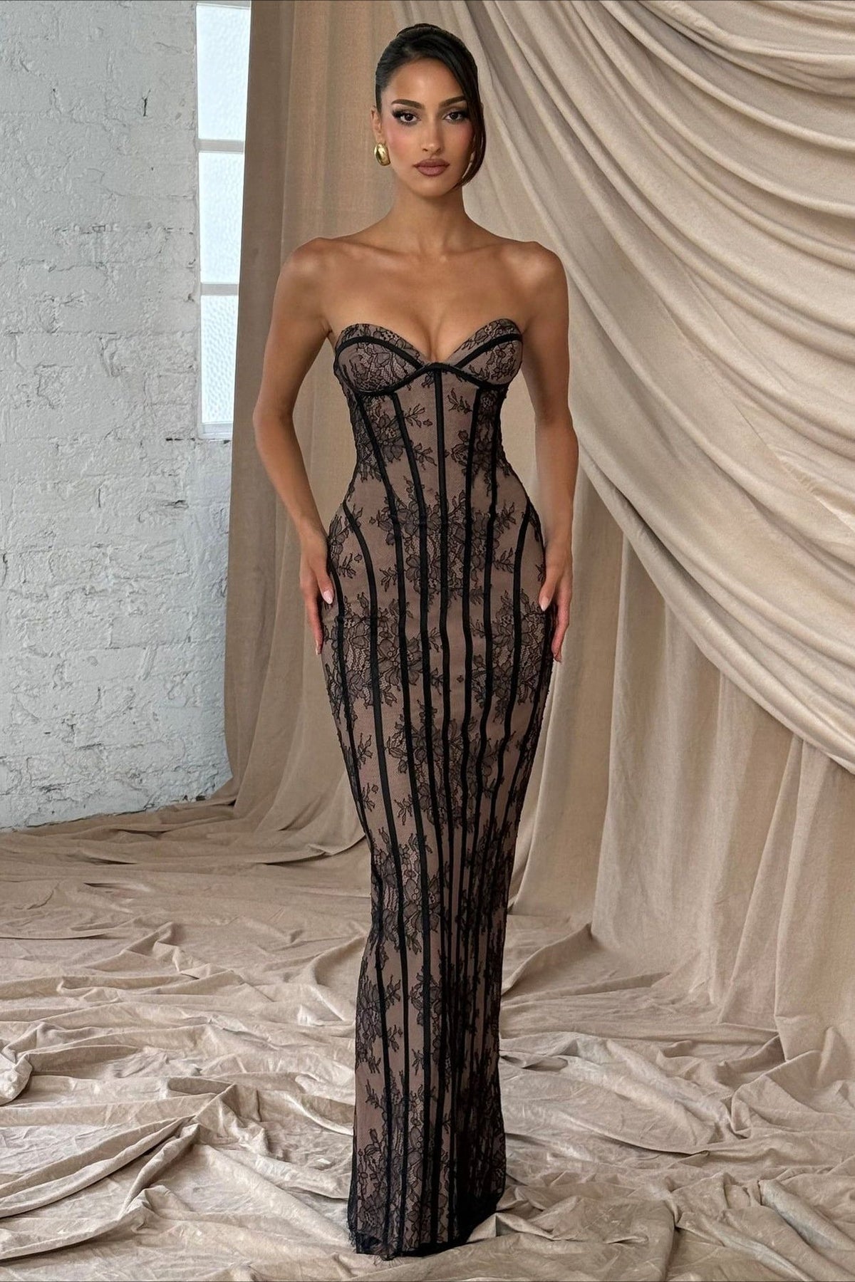 Lace Bodycon Maxi Dress