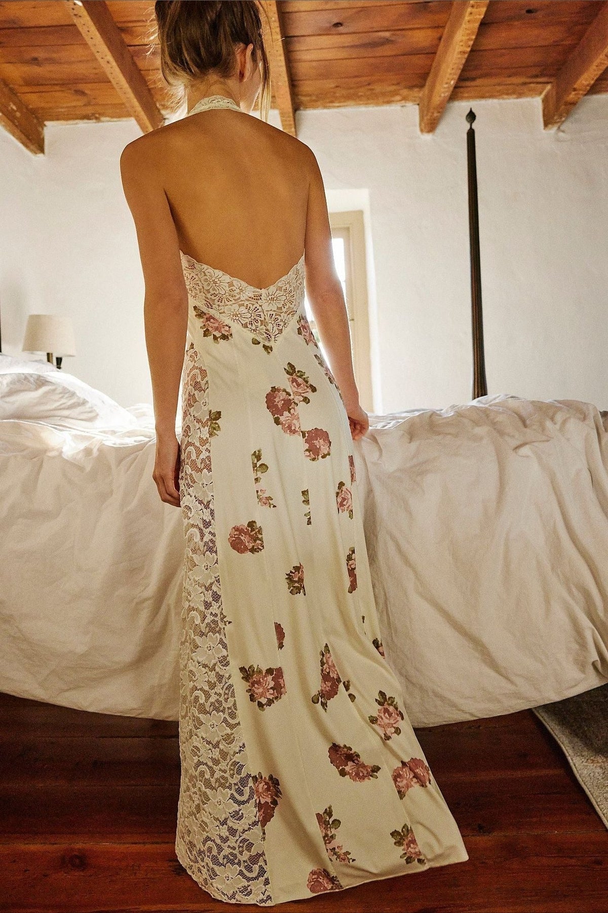 Elegant Floral Spaghetti Strap Maxi Lace Dress - View 5