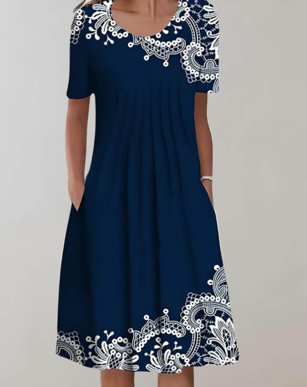 Round Neck Short Sleeve Pocket Shift Midi Dress - View 4