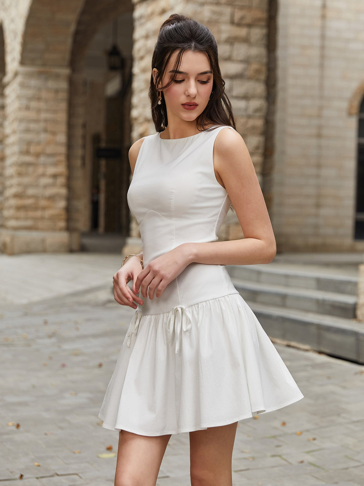 Boat Neck Sleeveless Drop Waist Bow Tie Pleated Mini Dress - View 4