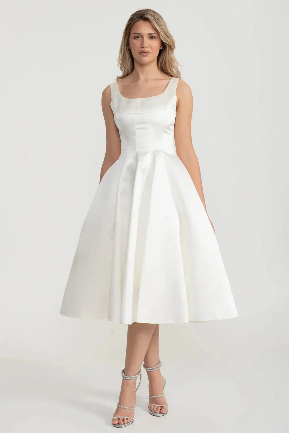 Sleeveless Scoop Neck Box Pleat Fit and Flare Tea Length Midi Dress