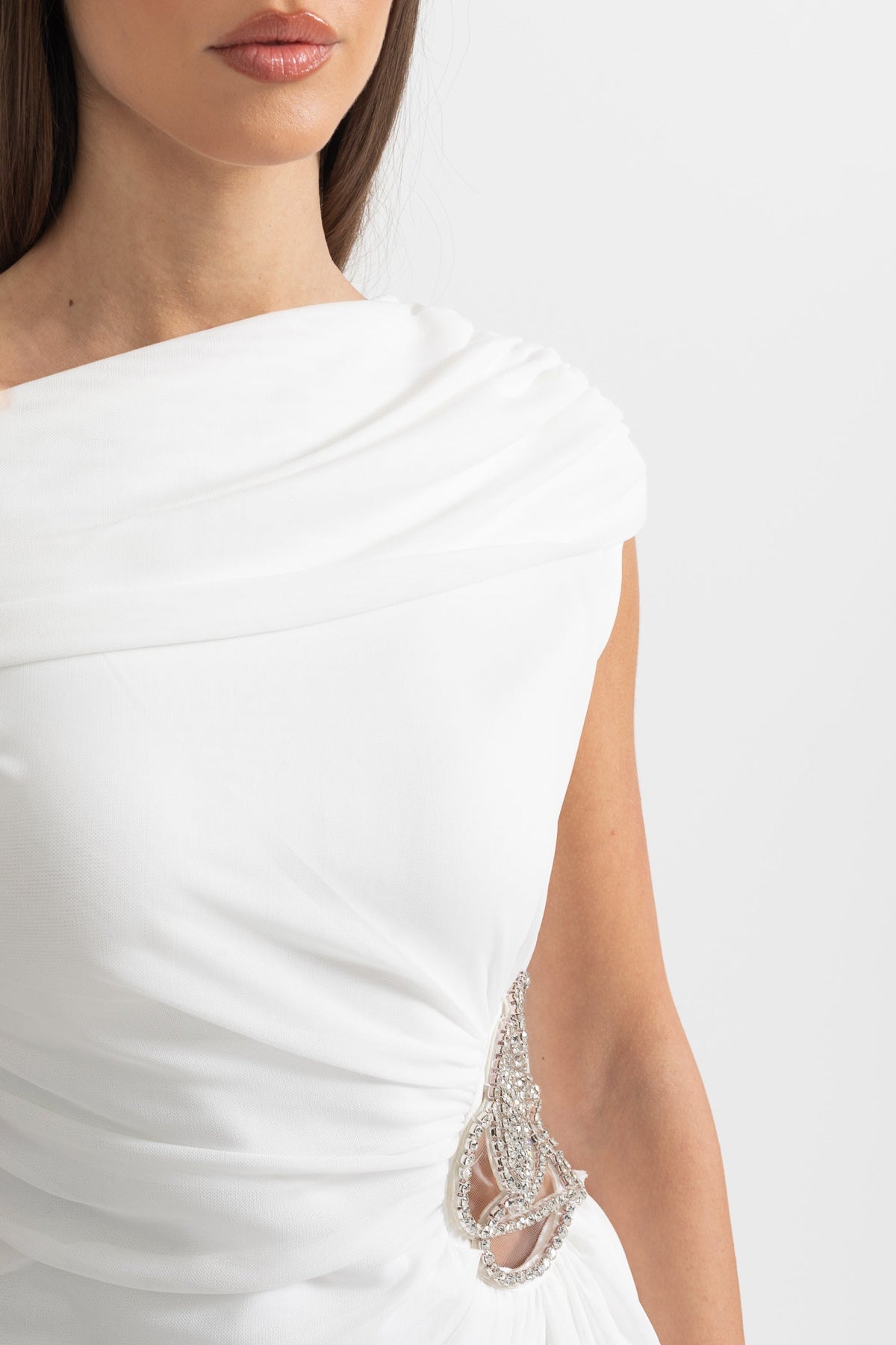 One Shoulder Ruched Draped Rhinestone Floral Brooch Side Panel Mini Dress - View 6