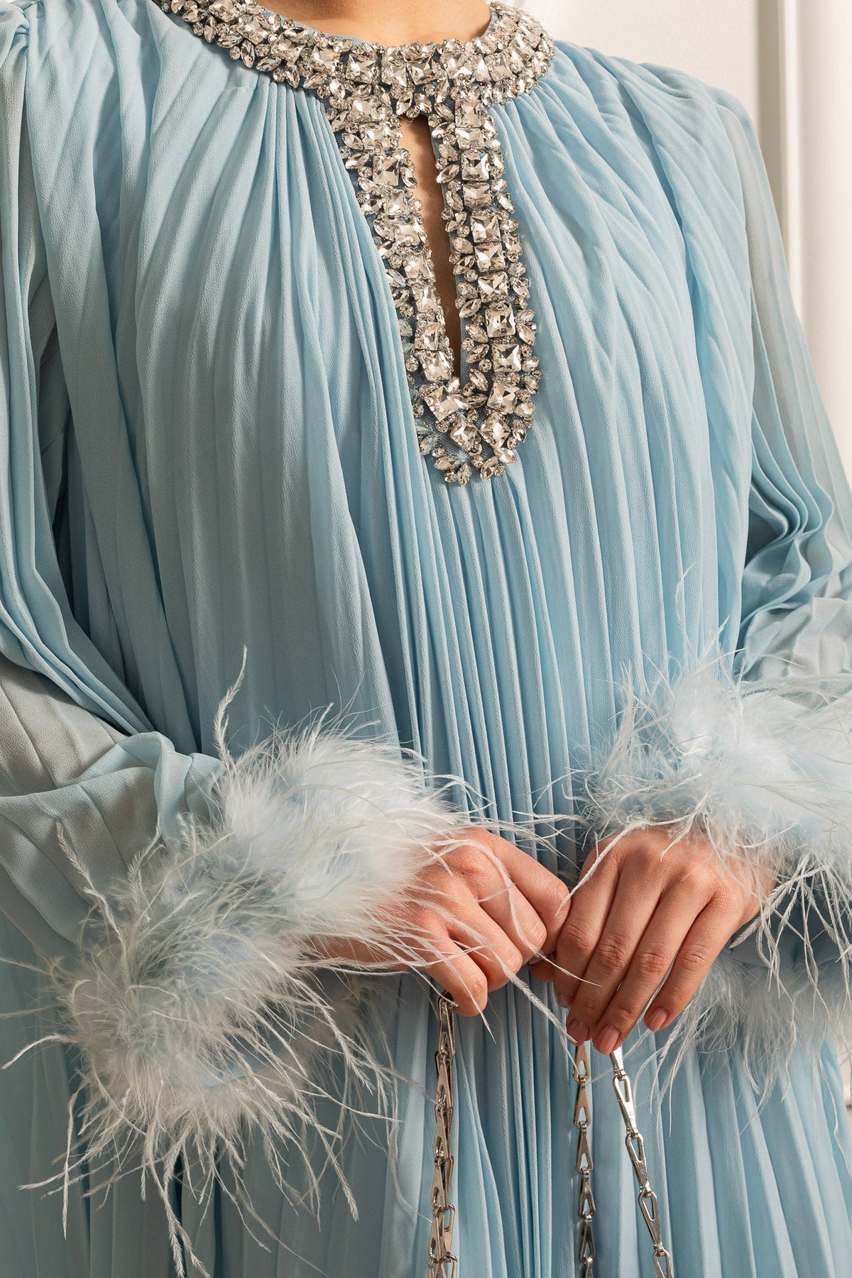 Rhinestone Keyhole Neck Pleated Feather Trim Maxi Gown - View 7