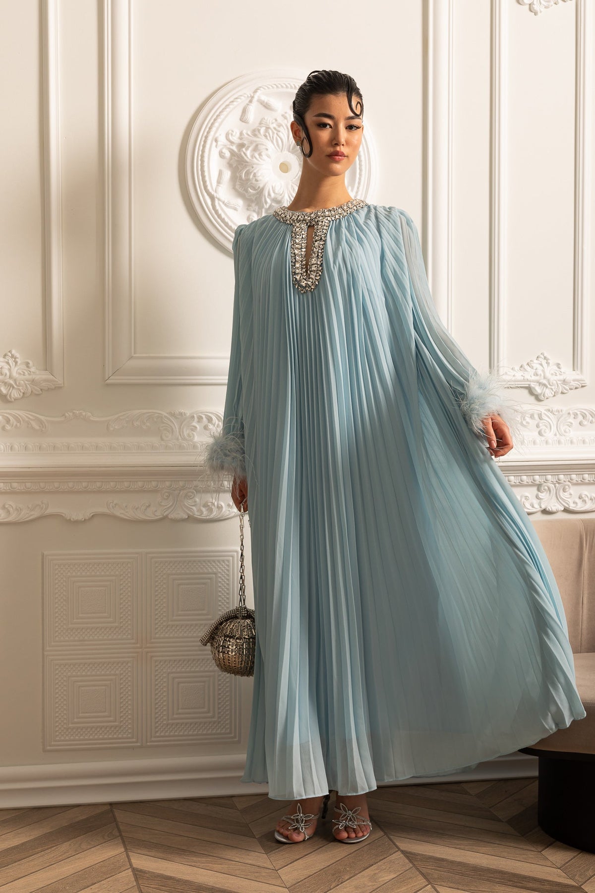 Rhinestone Keyhole Neck Pleated Feather Trim Maxi Gown - View 2
