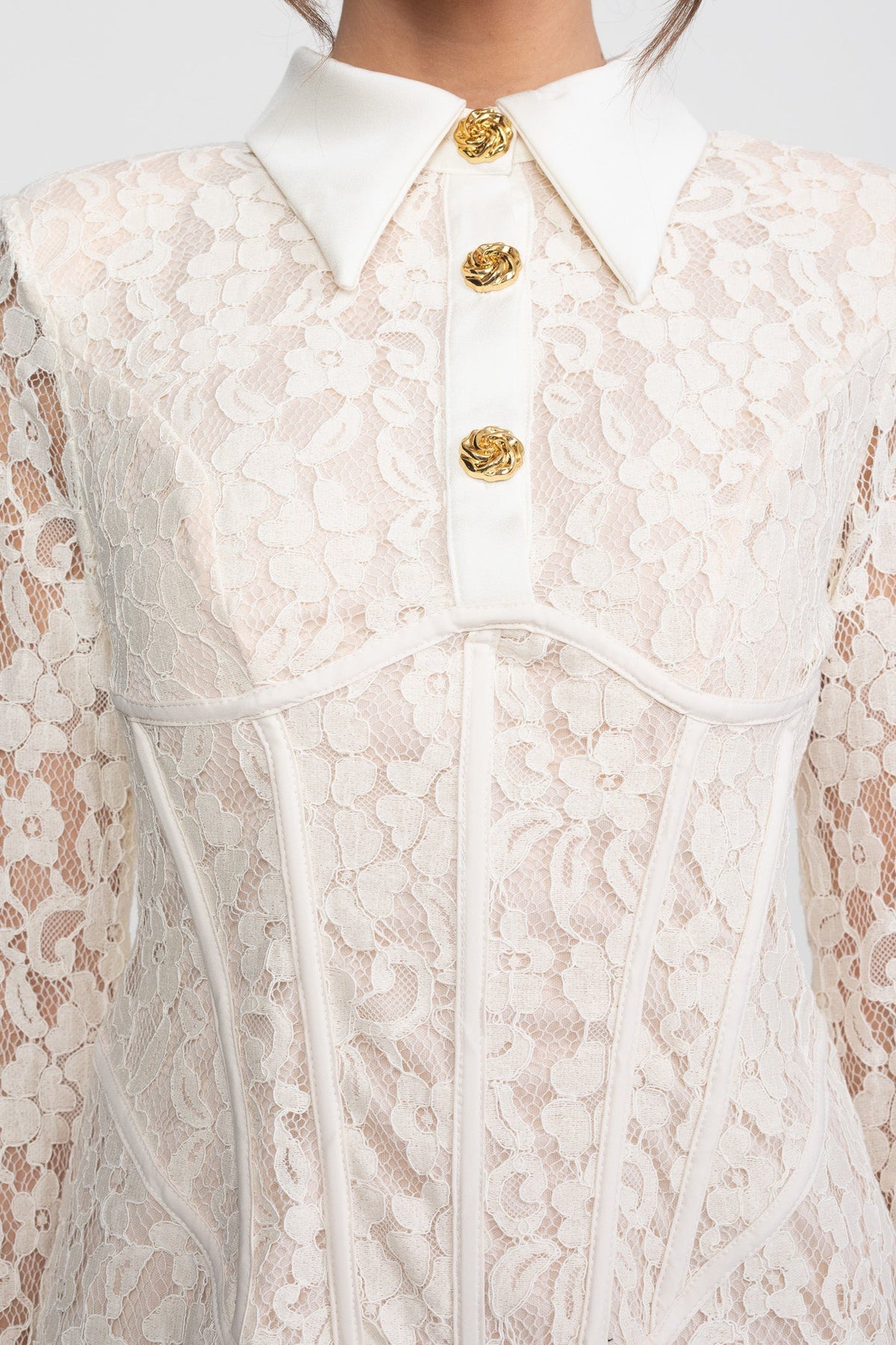 Long Sleeved Lace Mini Dress With Scallop Hem - Ivoire - View 6
