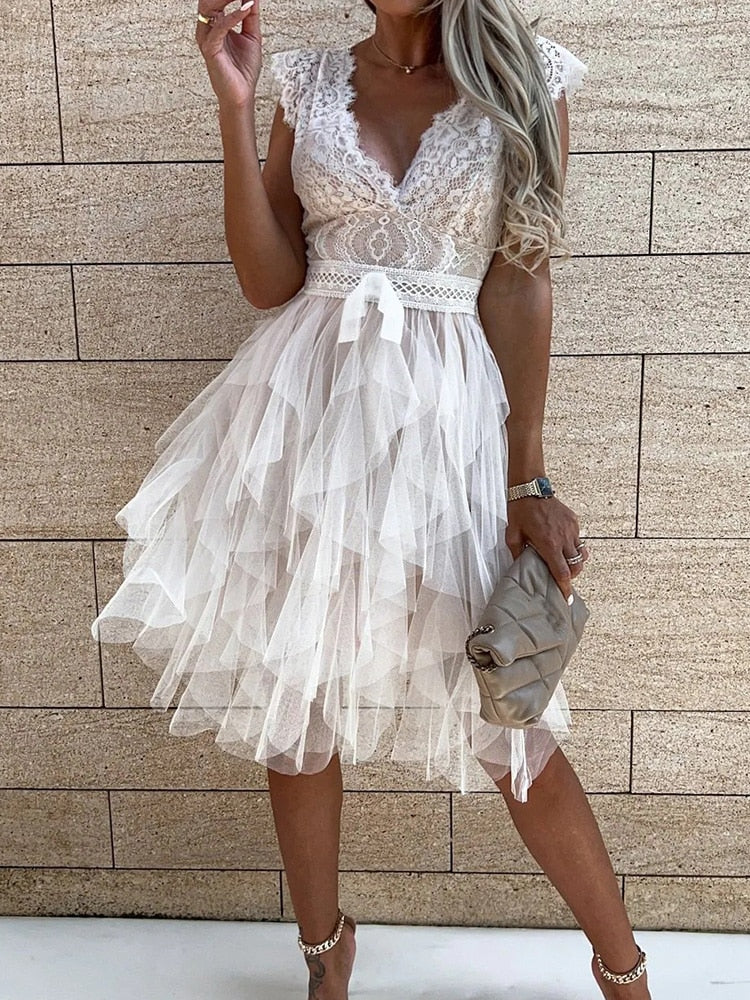 Lace Deep V-Neck Cap Sleeve Bow Waist Tiered Tulle Mini Dress - View 7