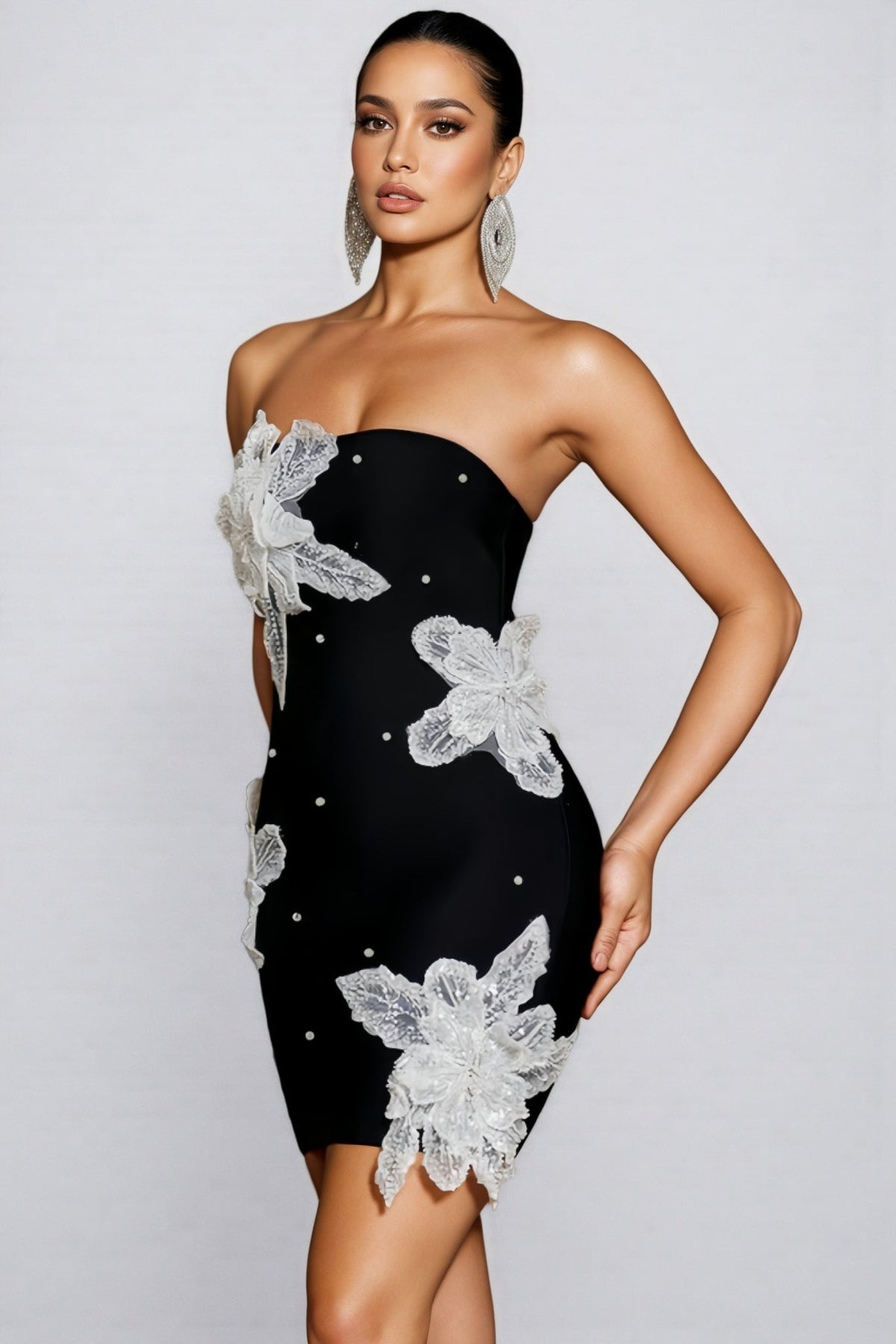 Floral Applique Strapless Beaded Bodycon Mini Dress - View 5