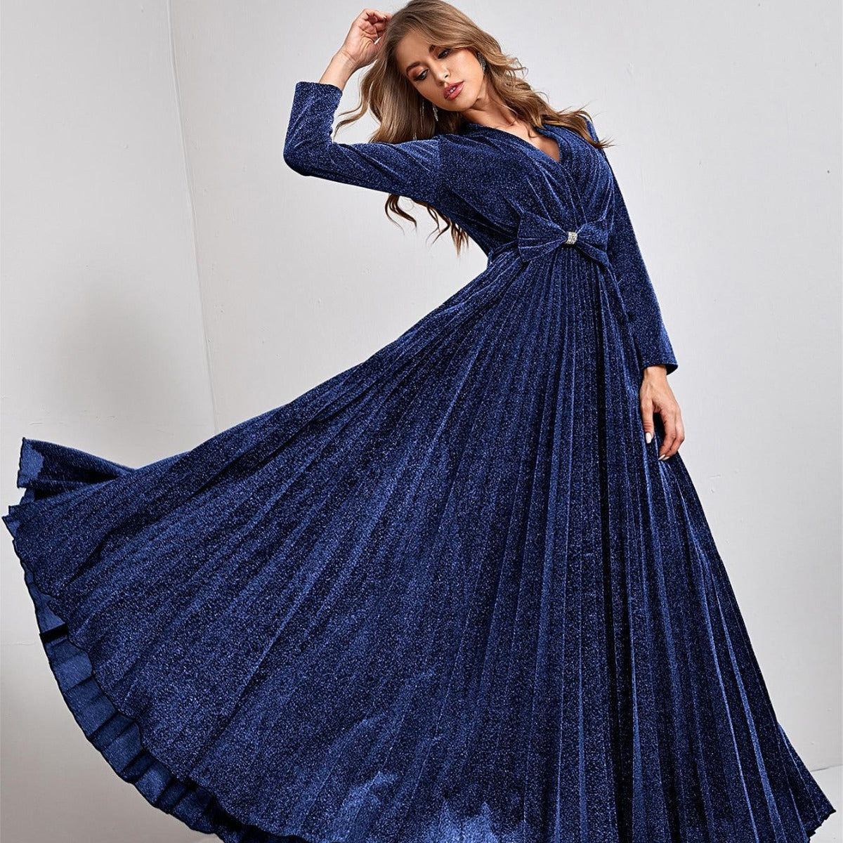 Glitter V-Neck Long Sleeve Pleated Maxi Gown - View 5