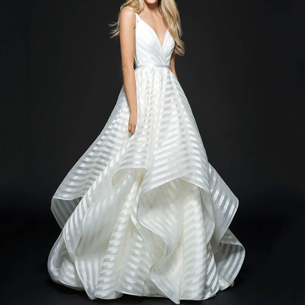 Backless Lace Mid Waist Small Tail Beautiful Light White Dress - View 5