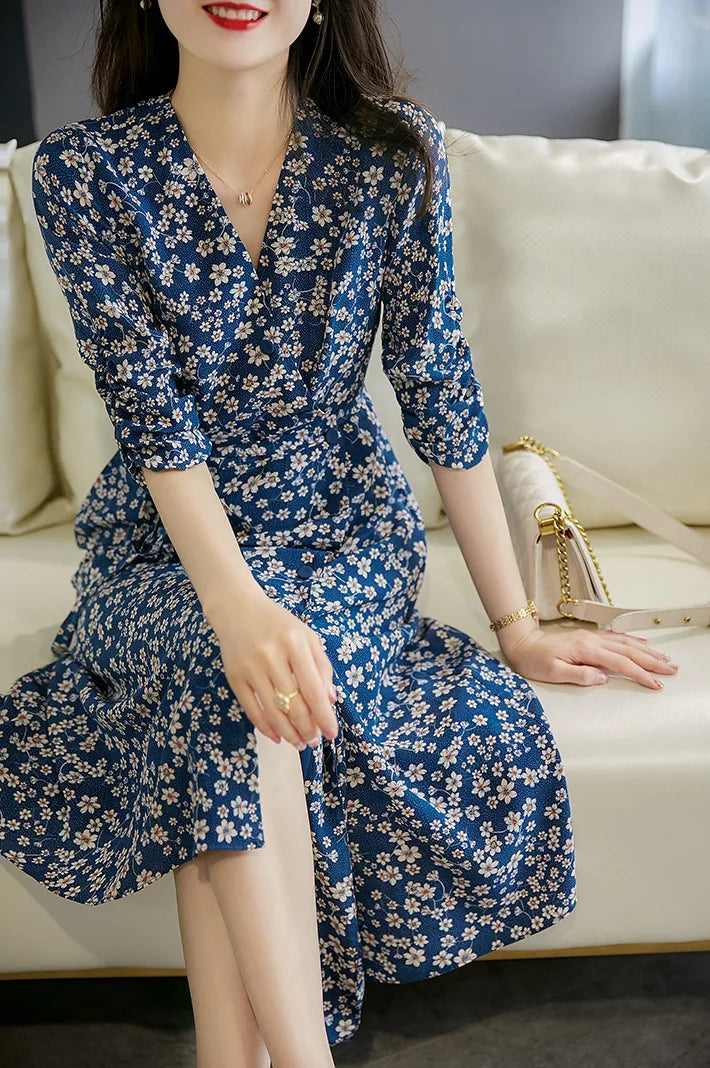 Floral Print V-Neck 3/4 Sleeve A-Line Midi Dress - View 5