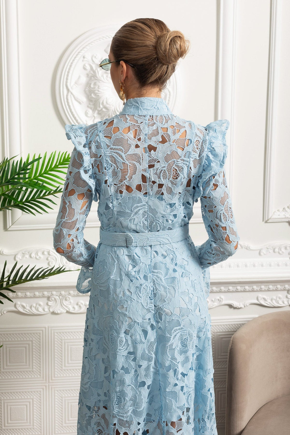 Lace Midi Dress with Ruffled Shoulders and Floral Detailing - Blue - View 10