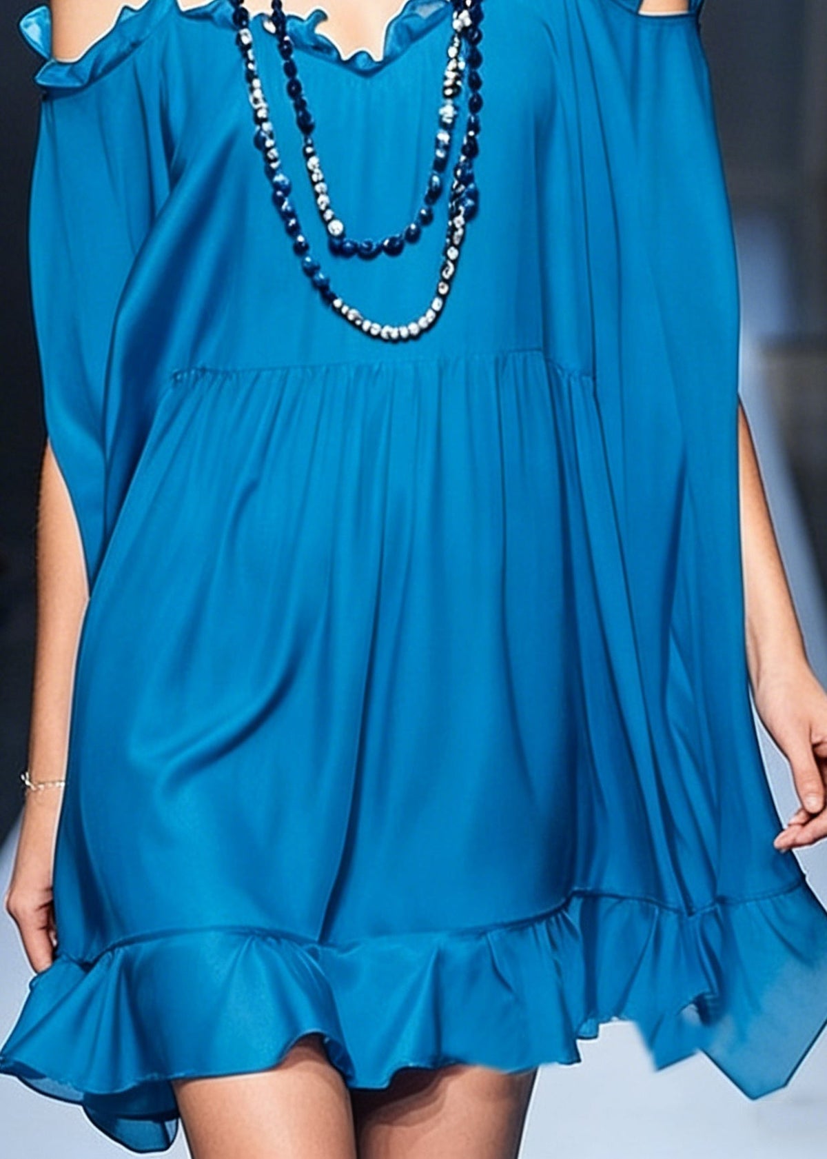 Peacock Blue Cold Shoulder Ruffled Chiffon Spaghetti Strap Dress - View 4
