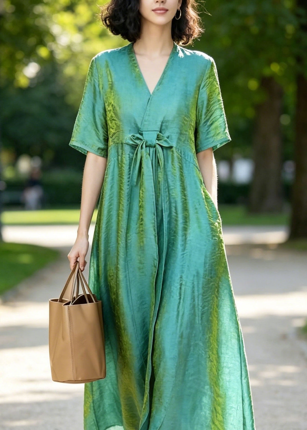 Metallic Crinkle V-Neck Tie Waist Short Sleeve Maxi Dress - View 2