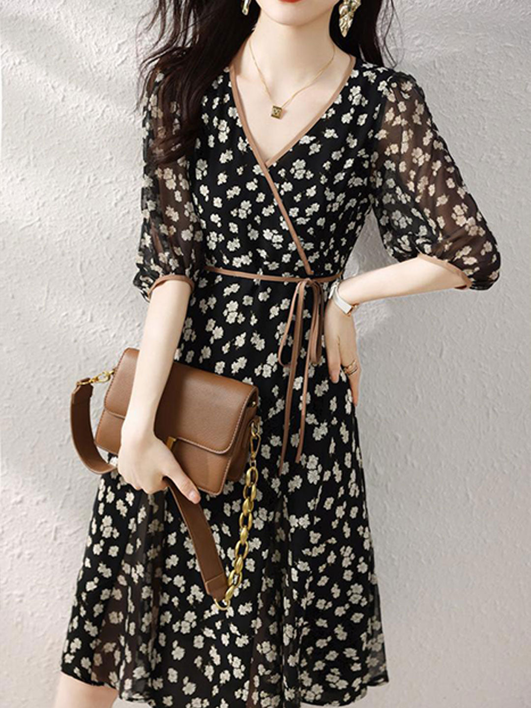 Floral Print Wrap V-Neck Puff Sleeve Tie Waist Dress - View 5