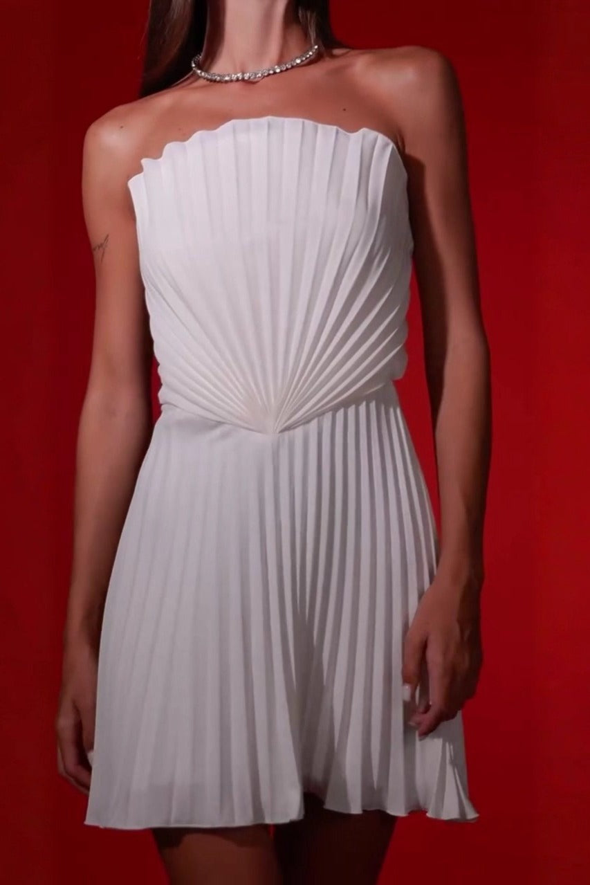 Chic Ruched Strapless Backless High Waist Cocktail Dress - View 3